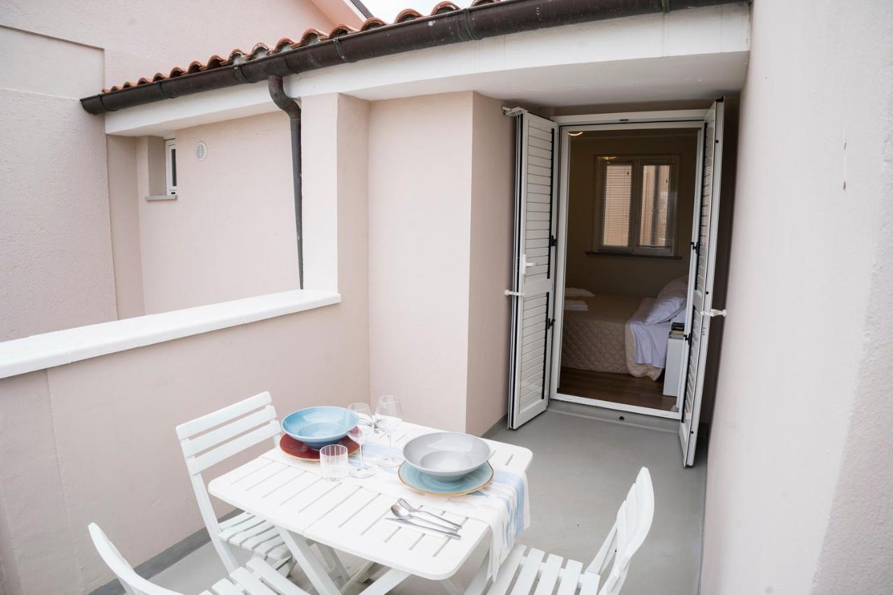 Balconi Del Conero Aparthotel Numana Εξωτερικό φωτογραφία